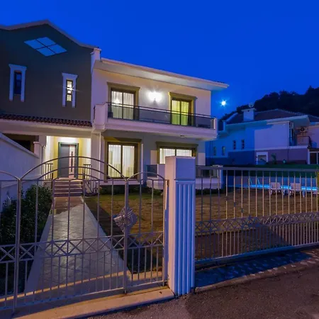 Villa Turkuaz 2 Marmaris Daily Weekly Rentals Villa